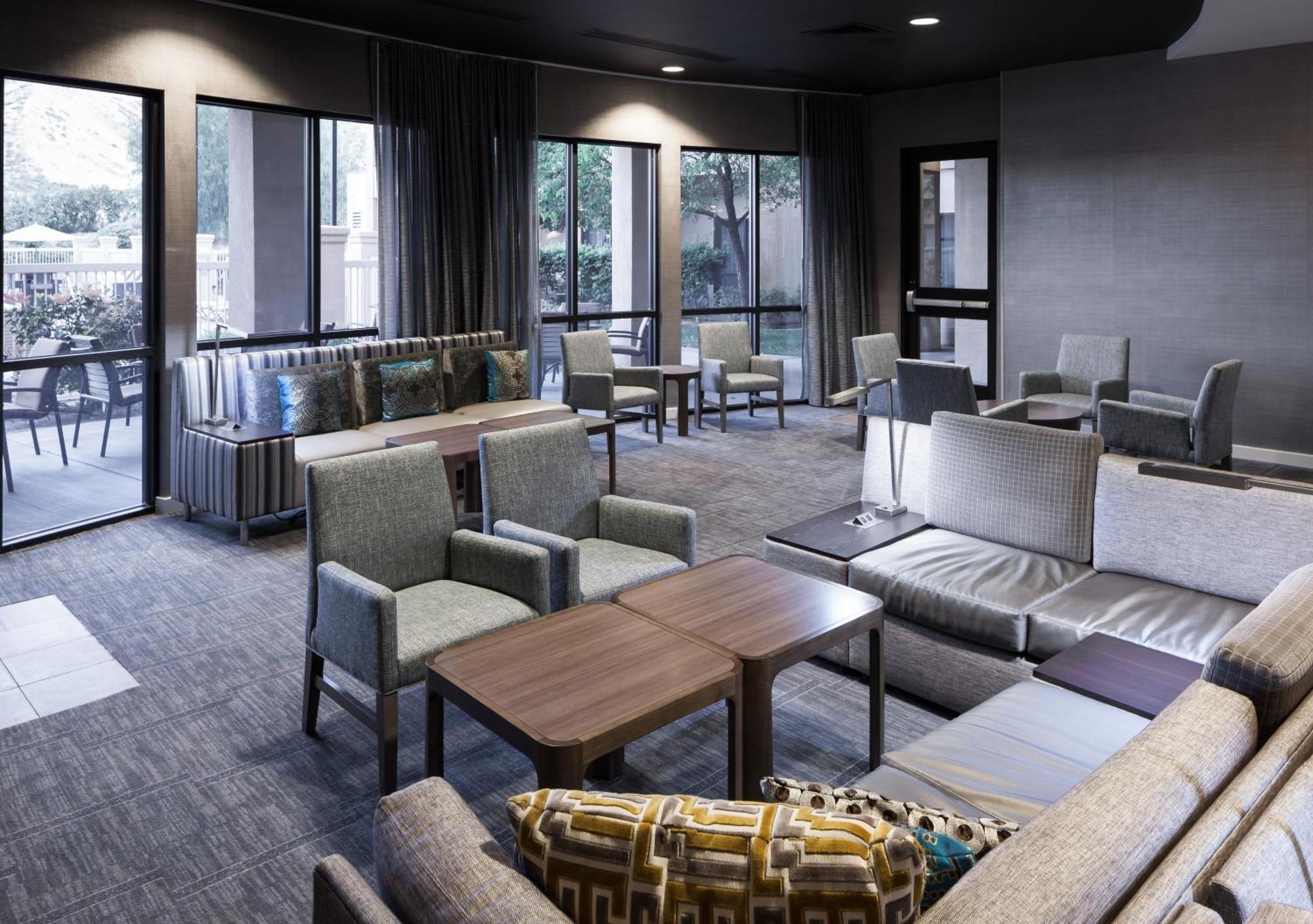 Courtyard By Marriott Santa Clarita Valencia Otel Dış mekan fotoğraf
