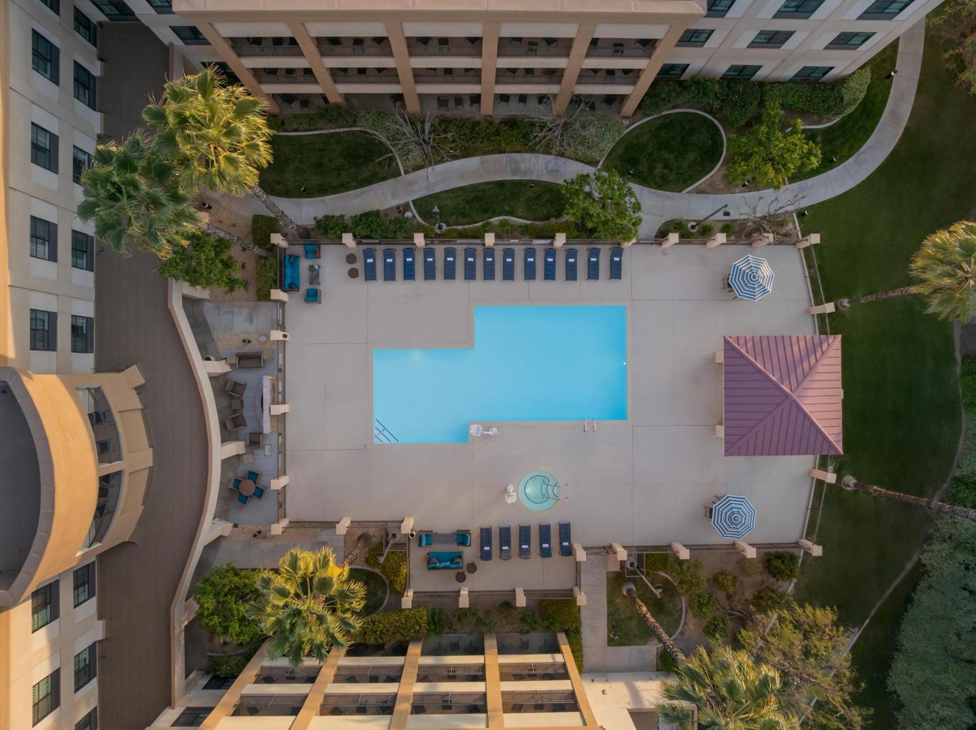 Courtyard By Marriott Santa Clarita Valencia Otel Dış mekan fotoğraf